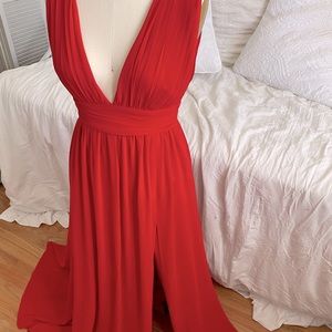 Lulus red plunge maxi dress with slit